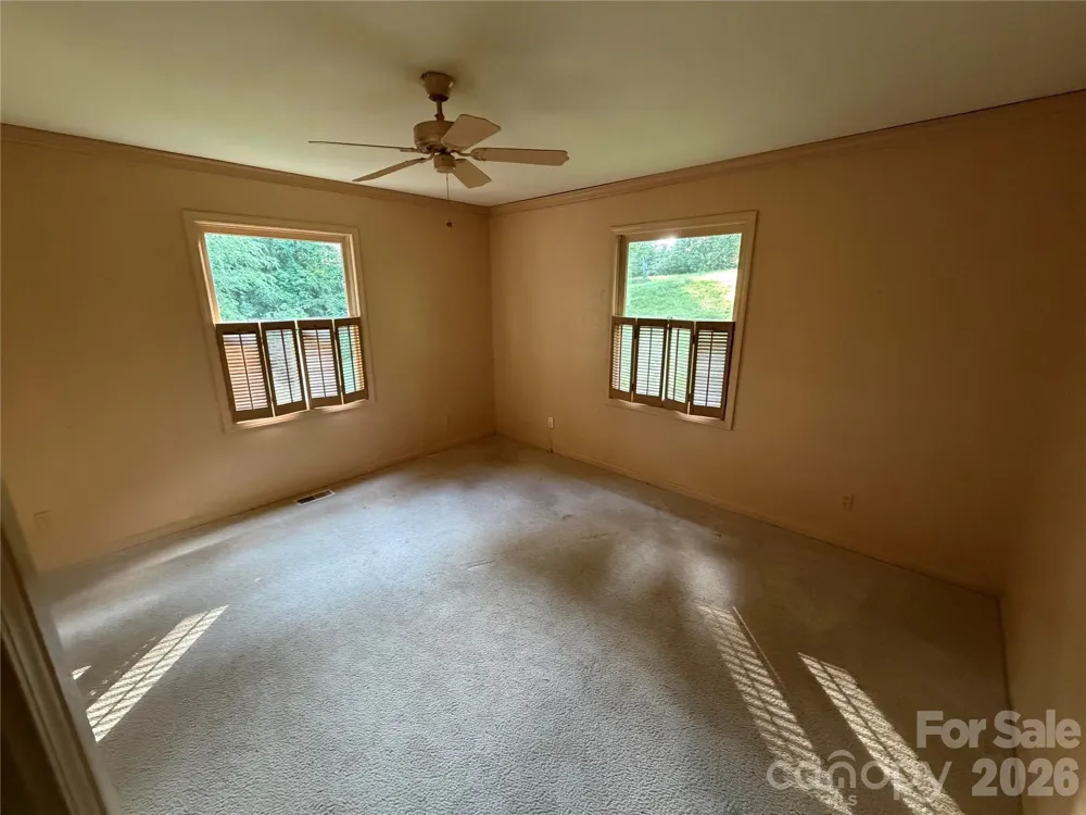 29 Crystal Springs Trail Cashiers, NC 28717