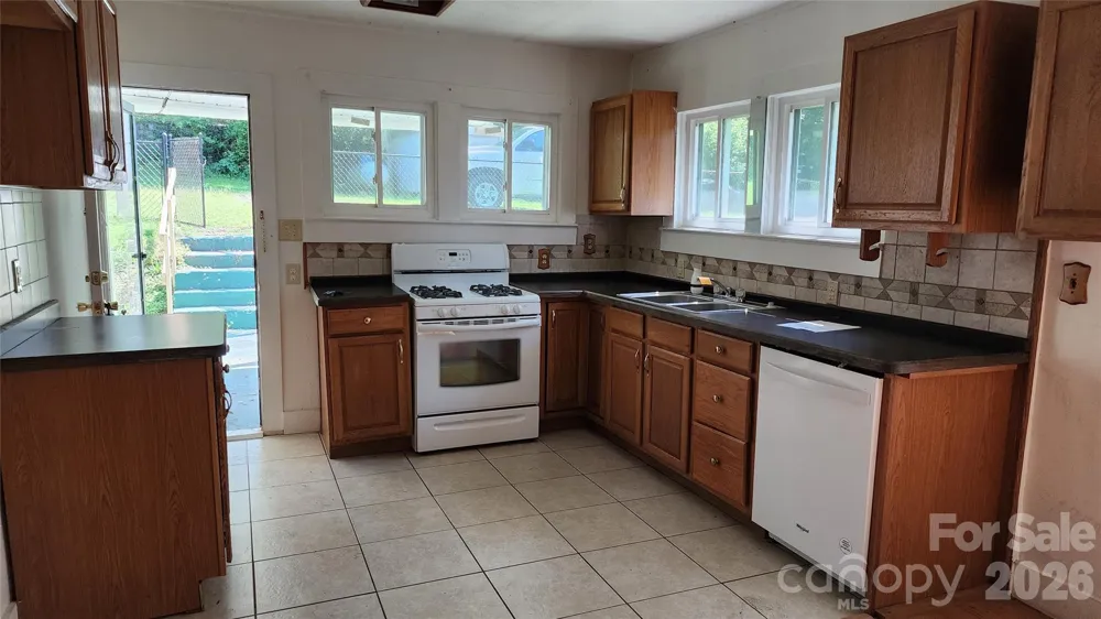 844 Connahetta Street Murphy, NC 28906
