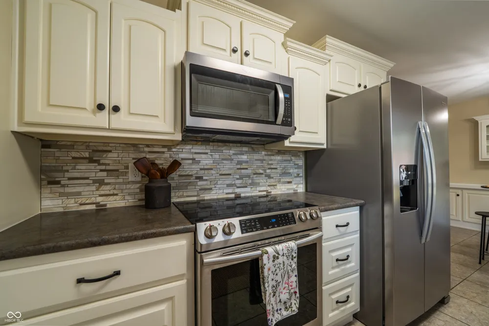 3675 W 558 Huntington, IN 46750