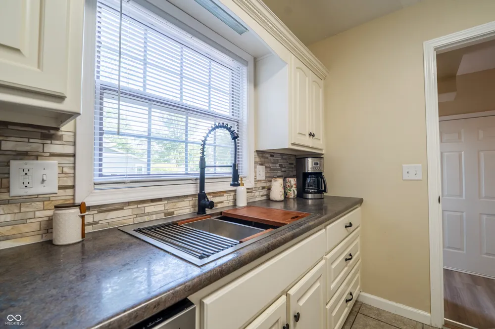 3675 W 558 Huntington, IN 46750