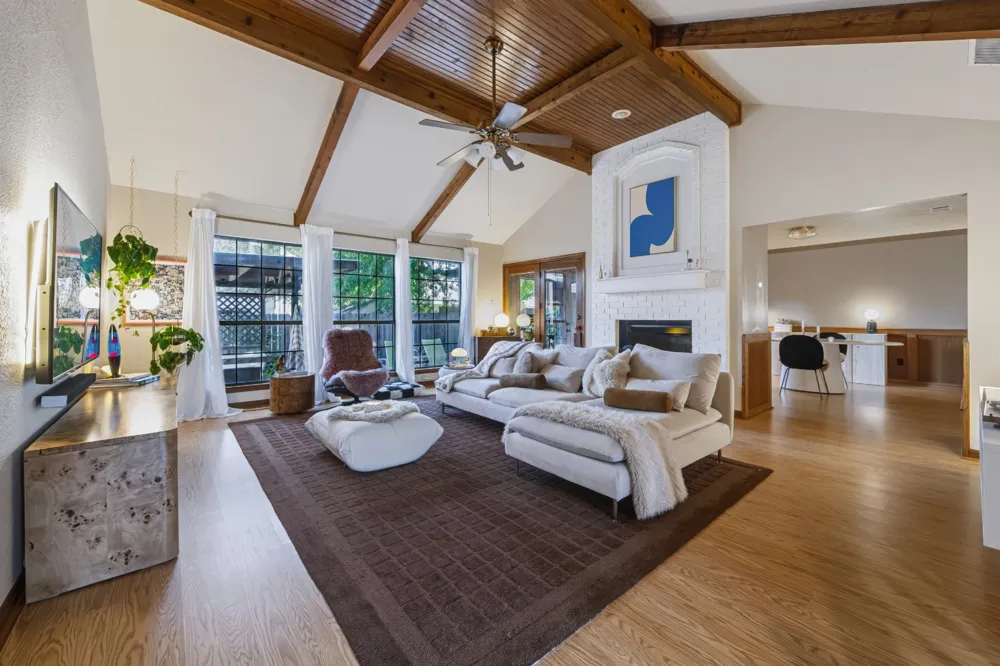 8112 Chainfire Cove Austin, TX 78729