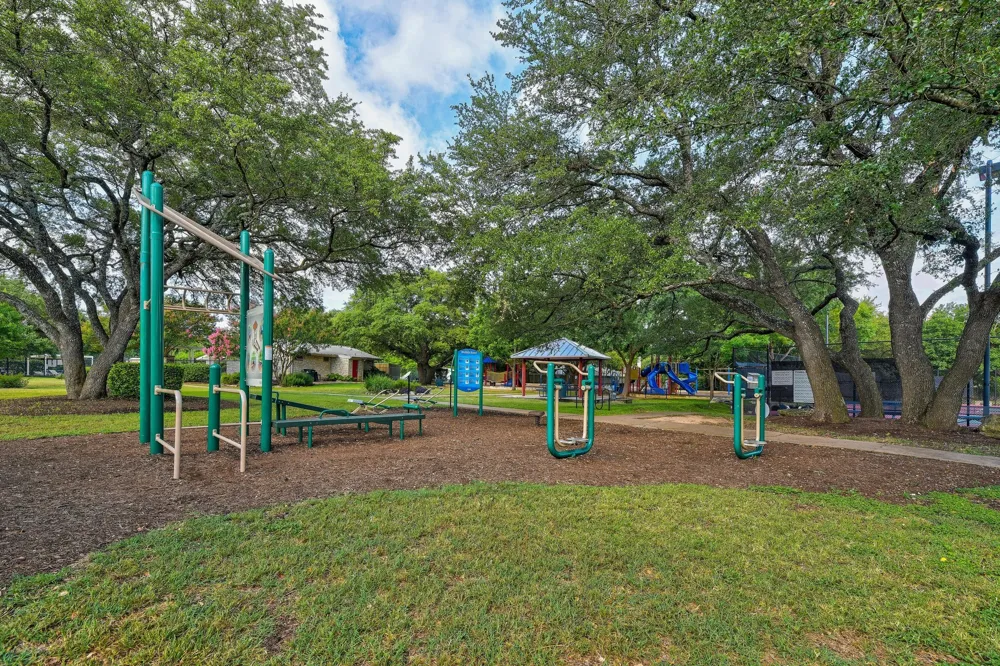 8112 Chainfire Cove Austin, TX 78729