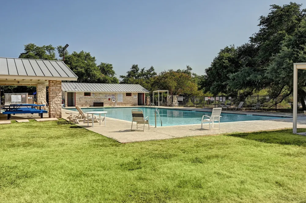 8112 Chainfire Cove Austin, TX 78729