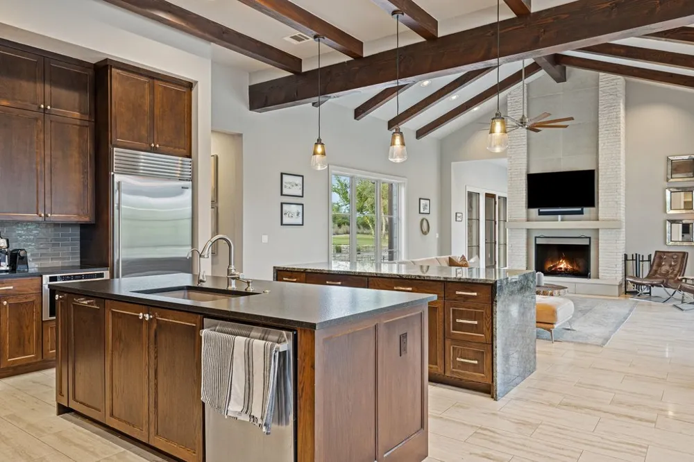 2560 Bell Springs Road Dripping Springs, TX 78620