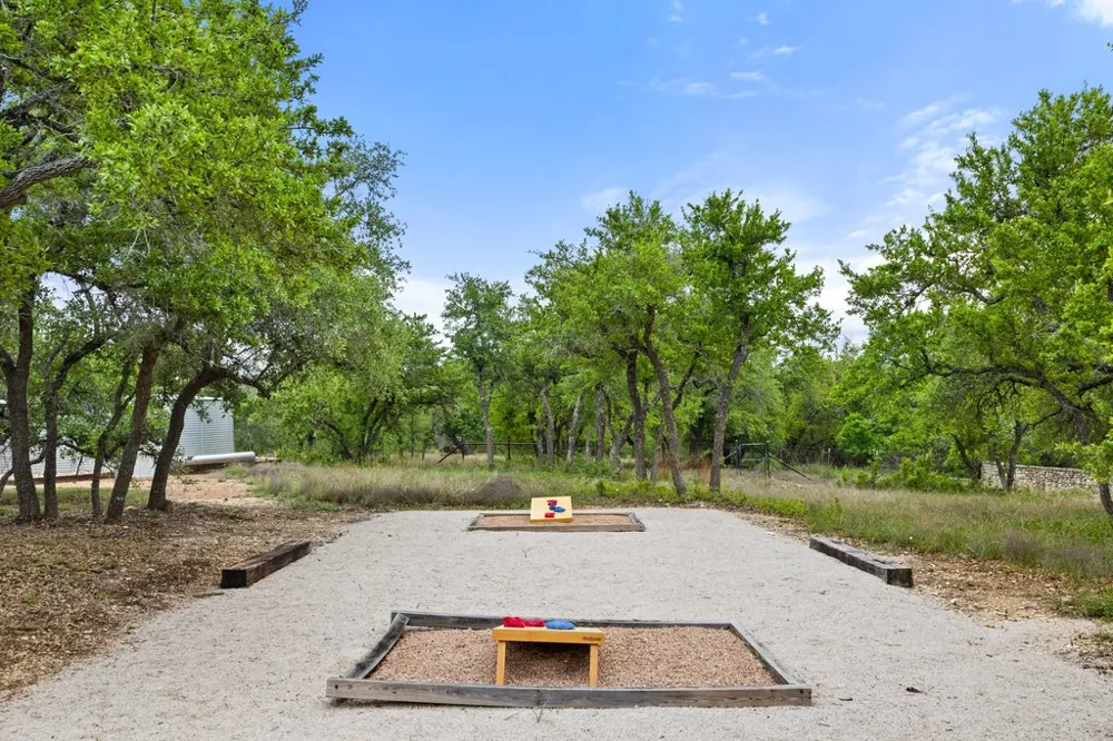 2560 Bell Springs Road Dripping Springs, TX 78620