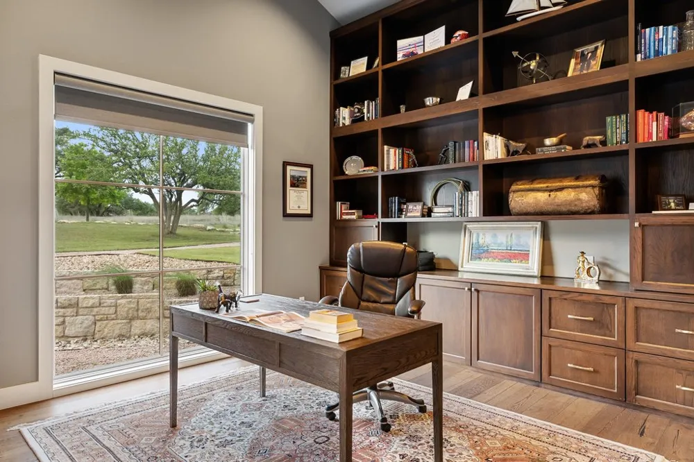 2560 Bell Springs Road Dripping Springs, TX 78620