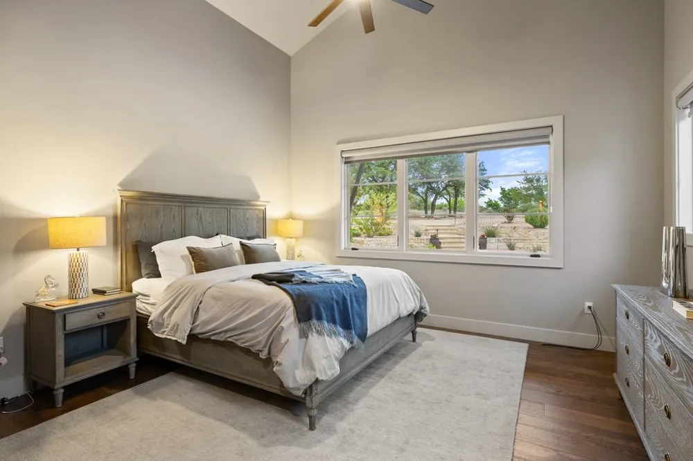 2560 Bell Springs Road Dripping Springs, TX 78620