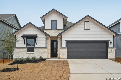 950 Earp Blvd