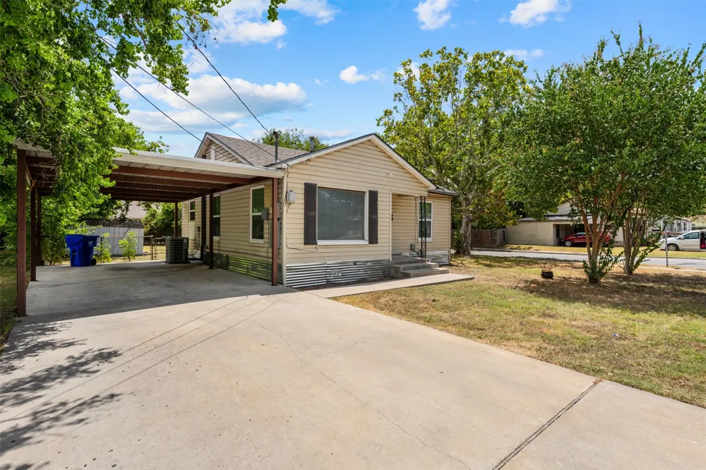 3224 Daughtrey Avenue Waco, TX 76711