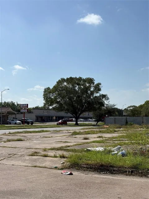 8626 Martin Luther King Boulevard