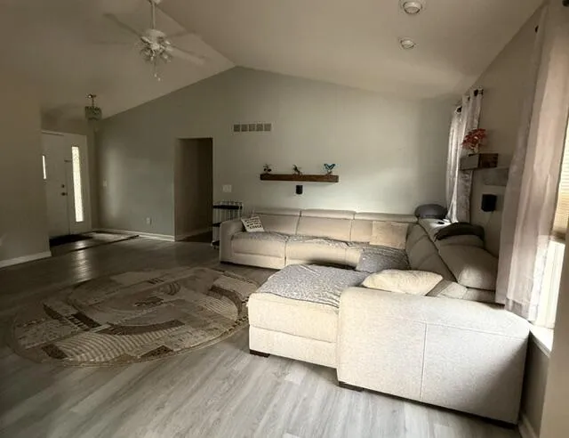 6098 Hedgerow Circle Grand Blanc, MI 48439