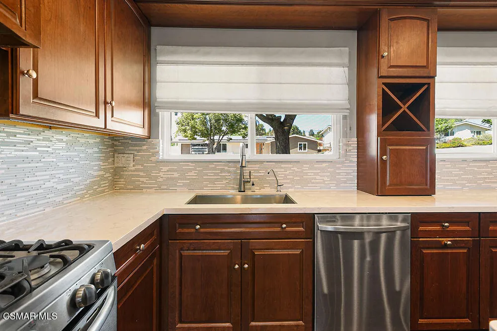 1456 Calle Morera Thousand Oaks, CA 91360