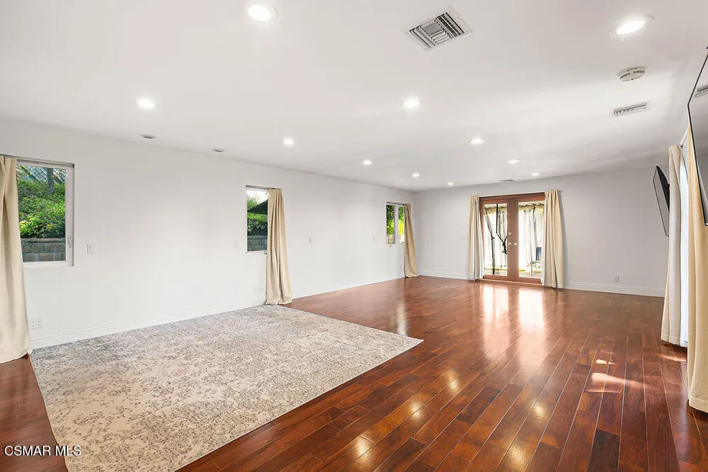 1456 Calle Morera Thousand Oaks, CA 91360