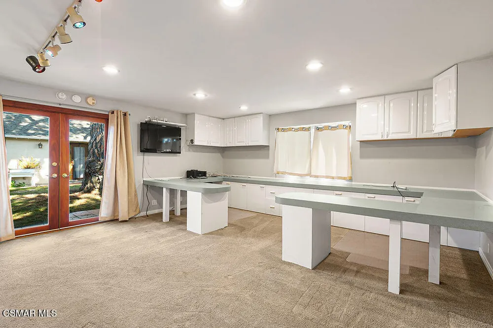 1456 Calle Morera Thousand Oaks, CA 91360