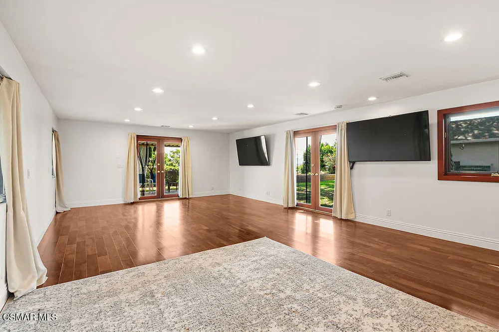 1456 Calle Morera Thousand Oaks, CA 91360