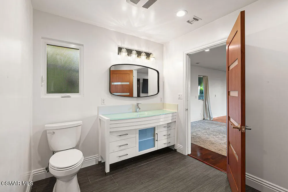 1456 Calle Morera Thousand Oaks, CA 91360