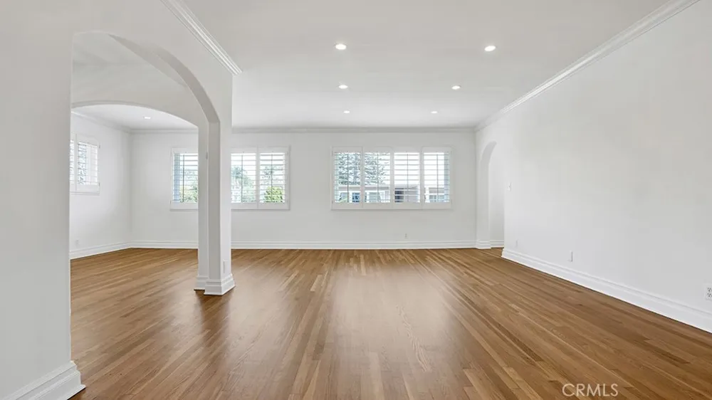 278 Jasmine #5 Laguna Beach, CA 92651