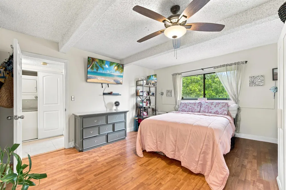 1265 S Flagler Avenue #220 Pompano Beach, FL 33060