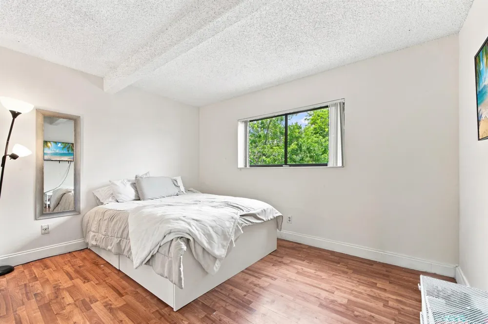 1265 S Flagler Avenue #220 Pompano Beach, FL 33060