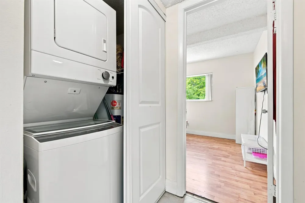 1265 S Flagler Avenue #220 Pompano Beach, FL 33060