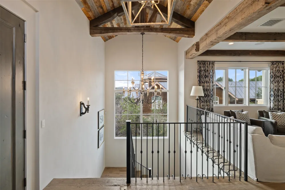19813 Angel Bay Drive Spicewood, TX 78669