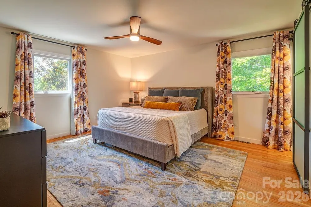 47 Deerwood Drive Asheville, NC 28805