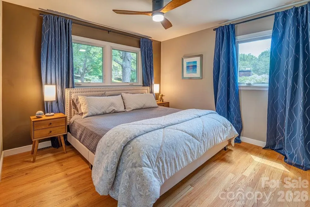 47 Deerwood Drive Asheville, NC 28805