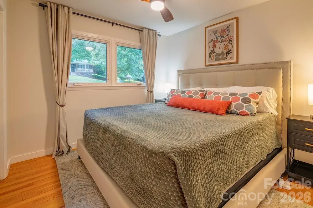 47 Deerwood Drive Asheville, NC 28805