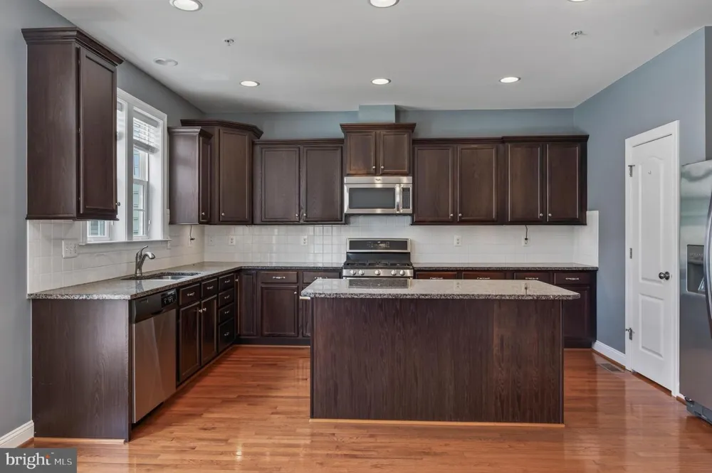 1155 POTOMAC VIEW PARKWAY Brunswick, MD 21716