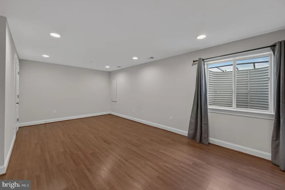 1155 POTOMAC VIEW PARKWAY Brunswick, MD 21716