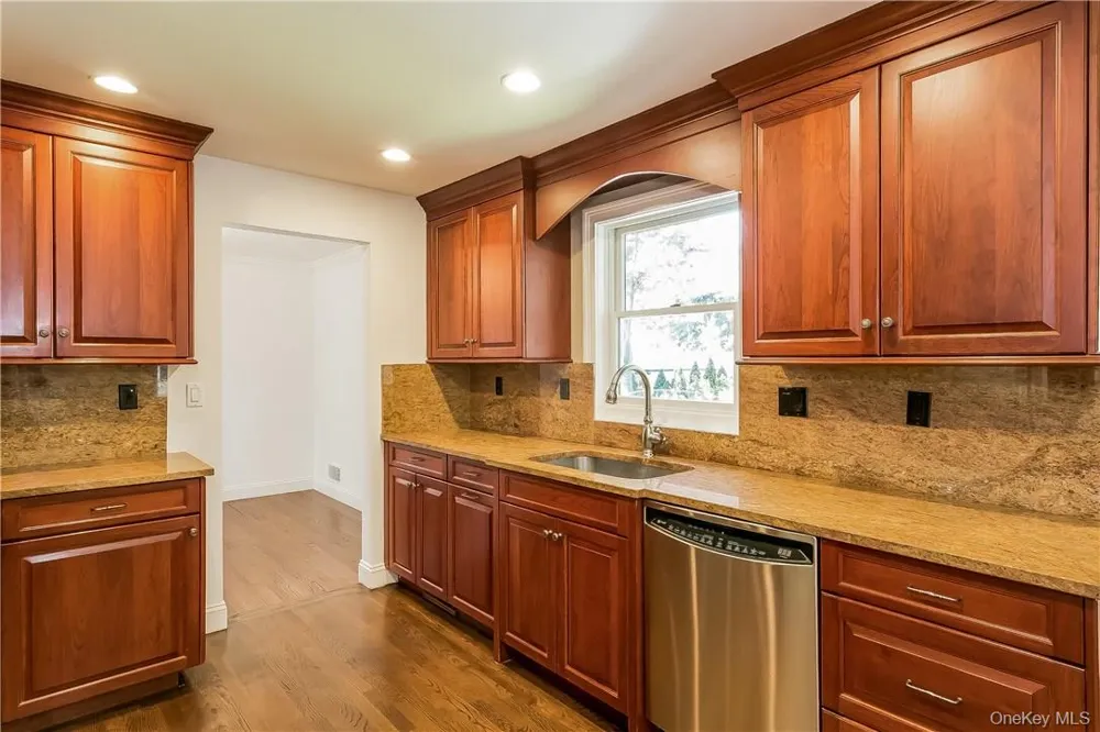 20 Walker Avenue Rye, NY 10580