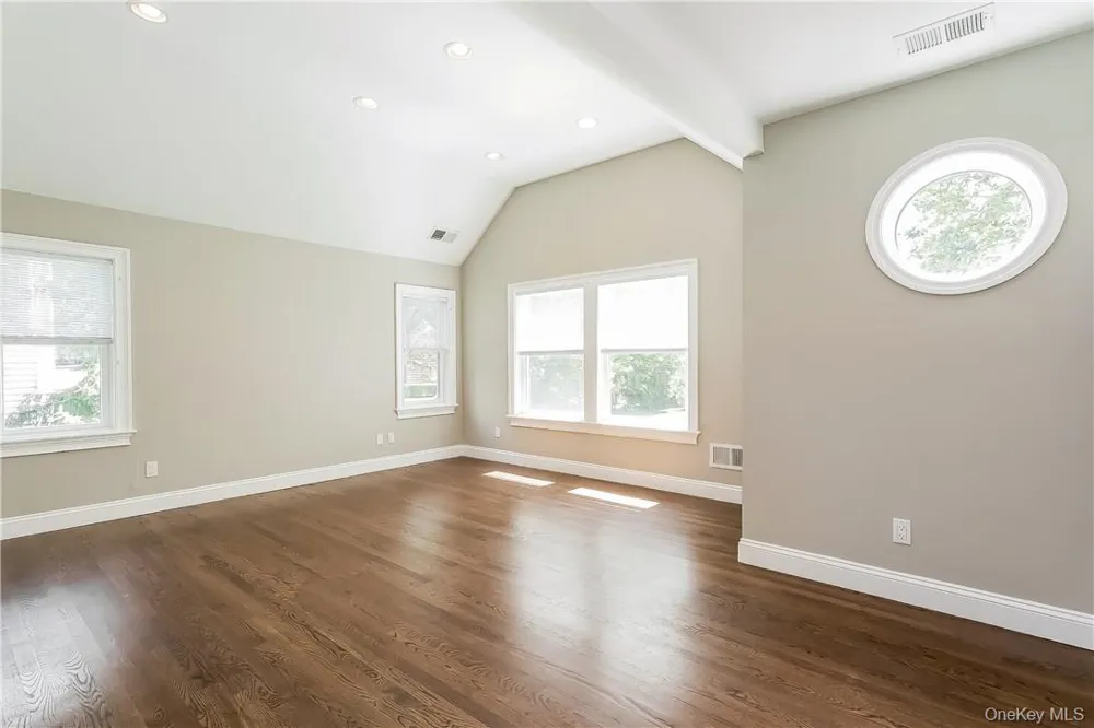 20 Walker Avenue Rye, NY 10580