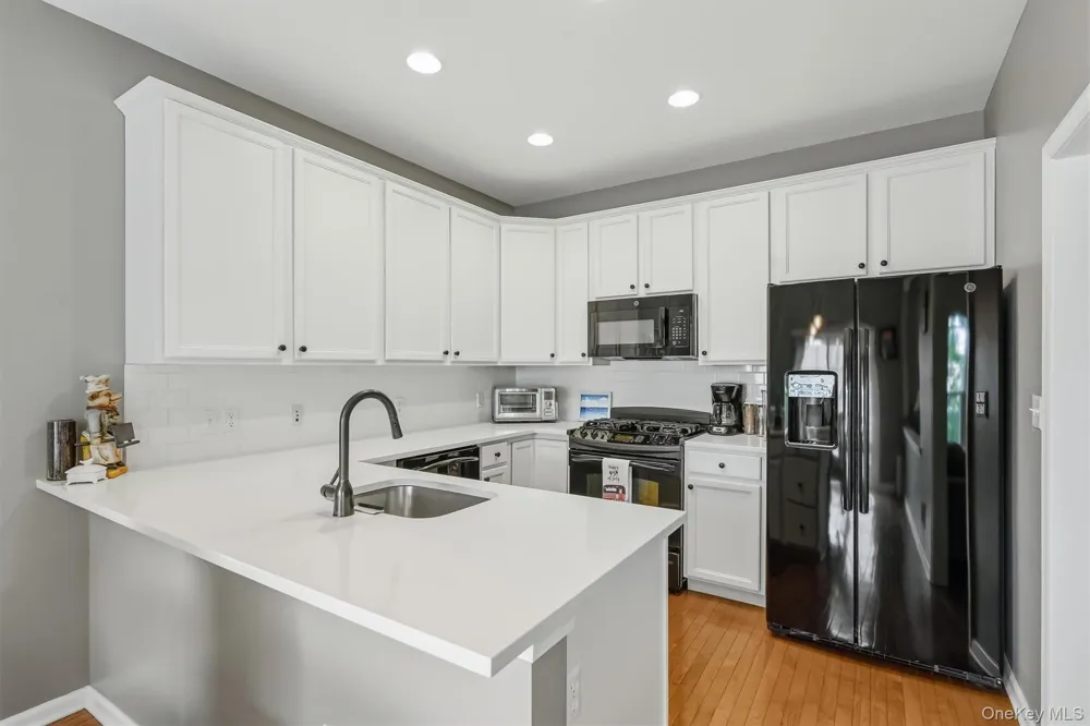19 Brighton Drive #1702 Newburgh, NY 12550