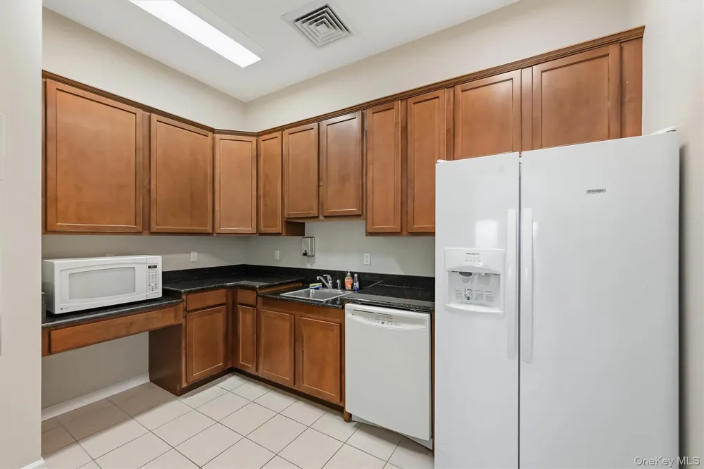 19 Brighton Drive #1702 Newburgh, NY 12550