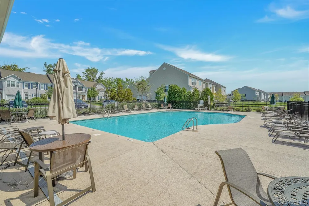 19 Brighton Drive #1702 Newburgh, NY 12550