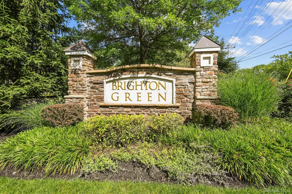 19 Brighton Drive #1702 Newburgh, NY 12550