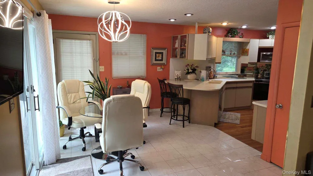 198 S Riverside Road Highland, NY 12528