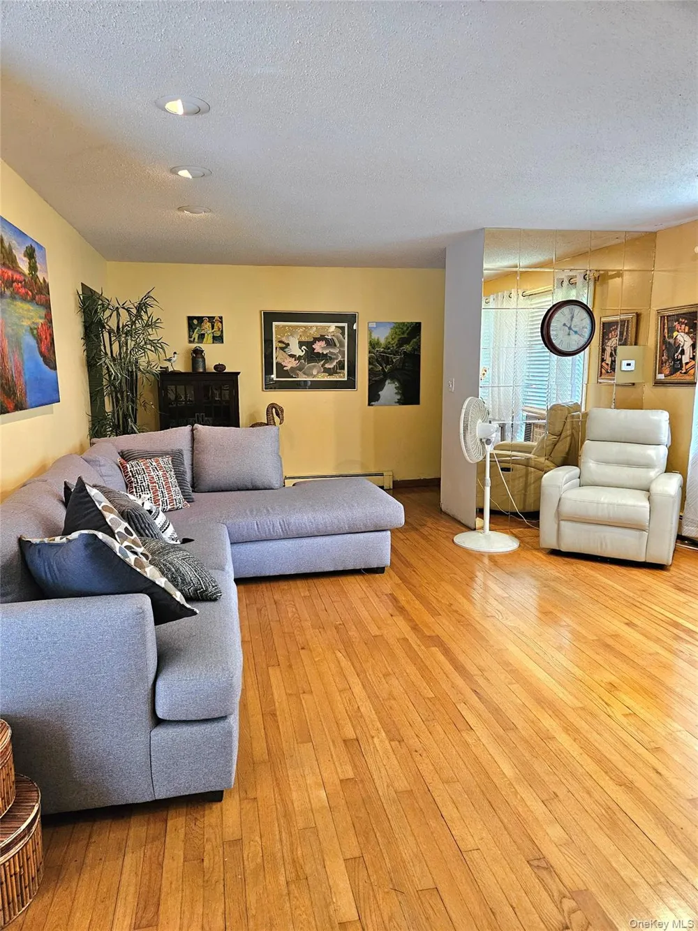 198 S Riverside Road Highland, NY 12528