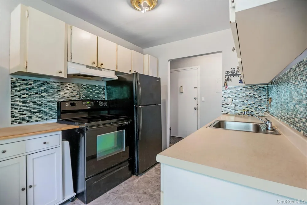 2453 Union #20B Islip, NY 11751