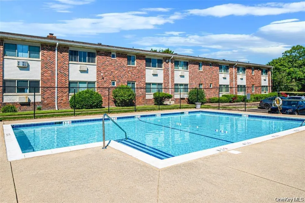 2453 Union #20B Islip, NY 11751