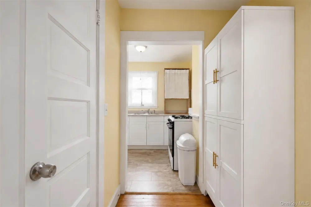 24 Round Lake Avenue Monroe, NY 10950