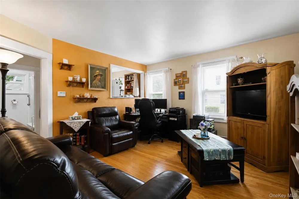 24 Round Lake Avenue Monroe, NY 10950