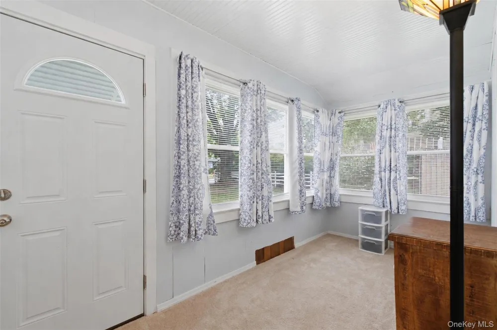 24 Round Lake Avenue Monroe, NY 10950