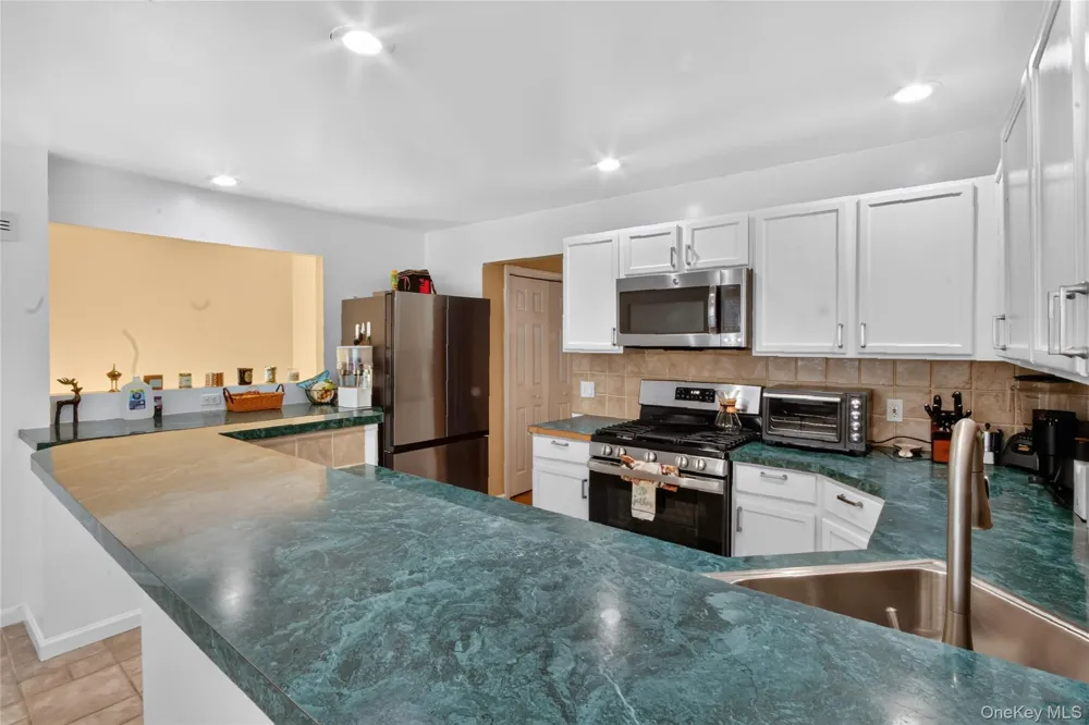 115 Delafield Lane Newburgh, NY 12550
