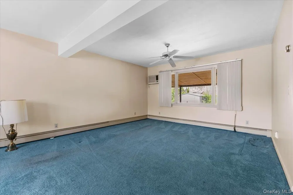29 Edward Street Bethpage, NY 11714