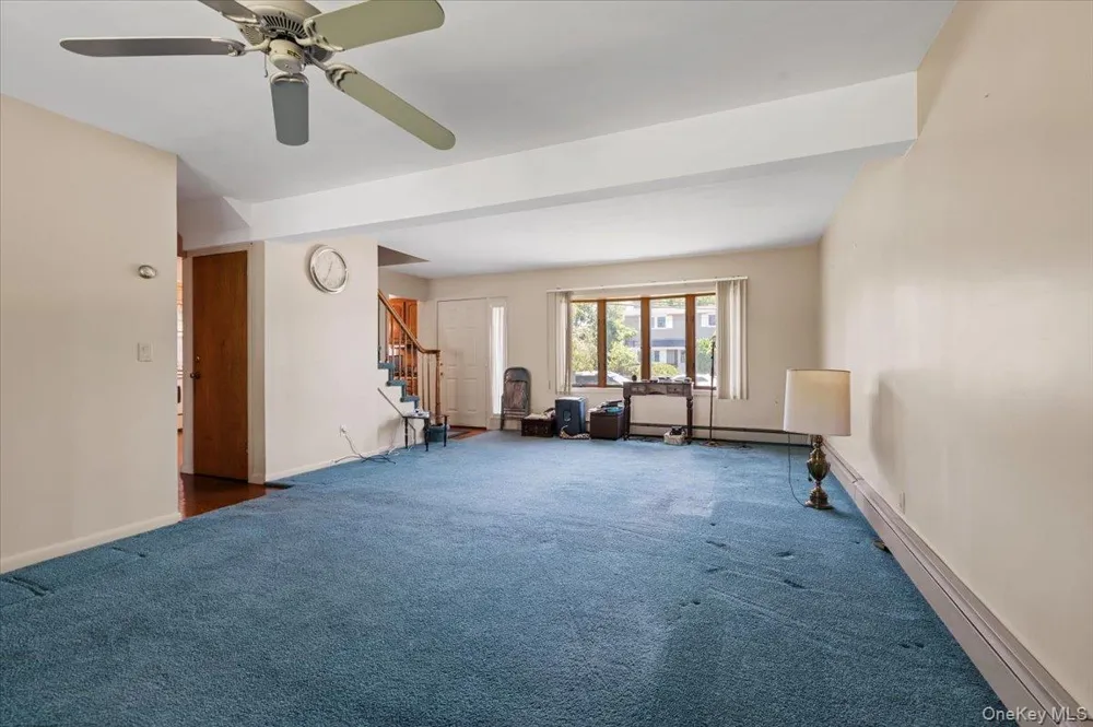 29 Edward Street Bethpage, NY 11714
