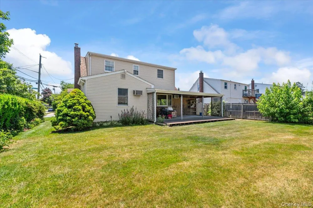 29 Edward Street Bethpage, NY 11714