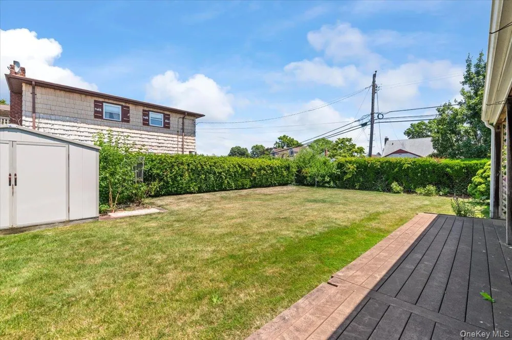 29 Edward Street Bethpage, NY 11714