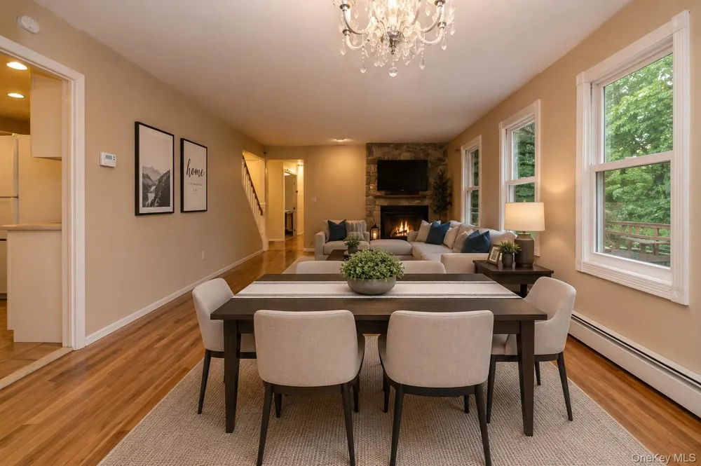 111 Fleets Cove Road Huntington, NY 11743
