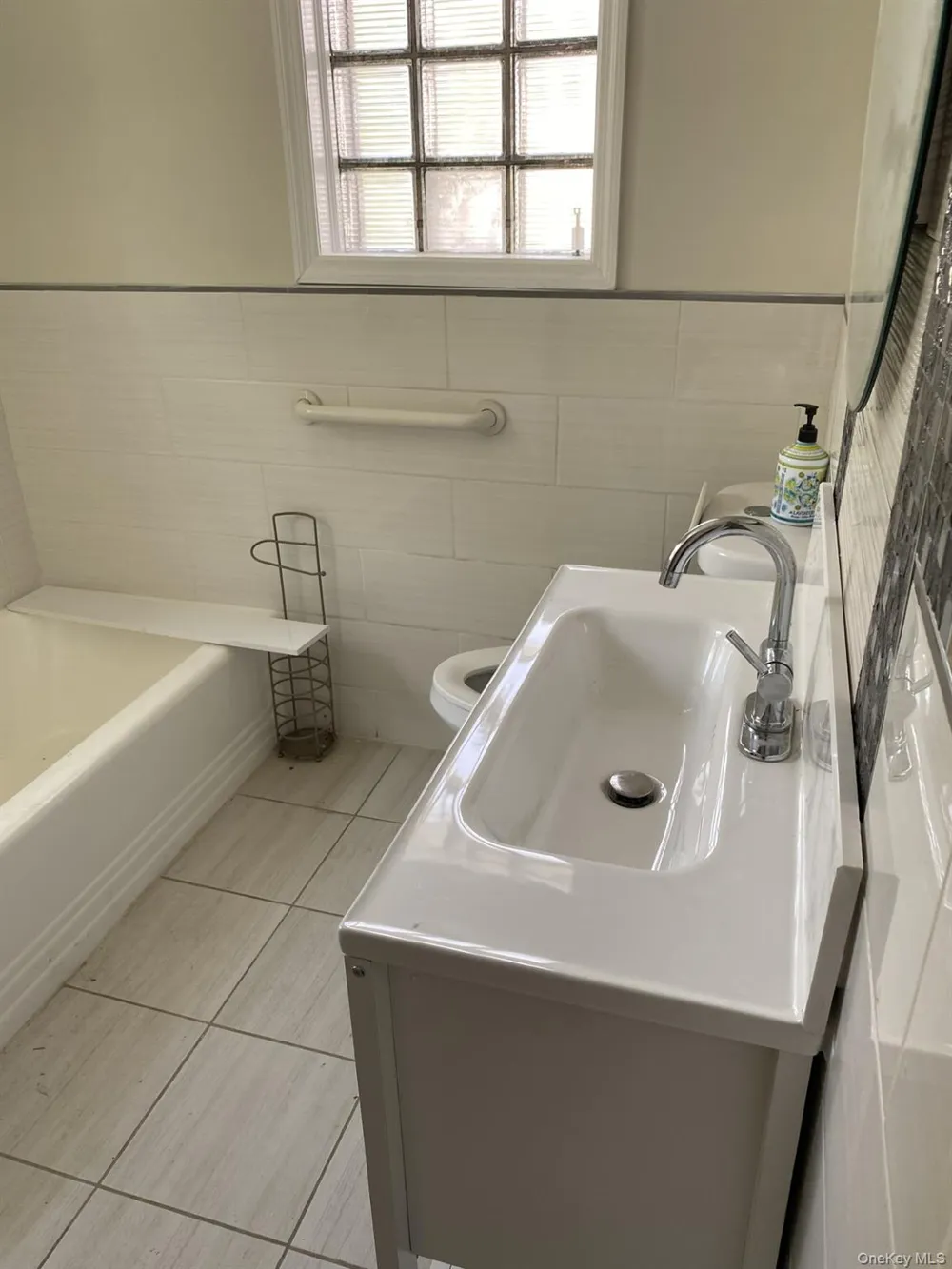 13831 228th Street Laurelton, NY 11413